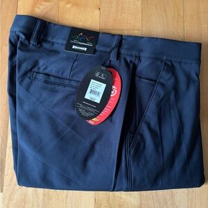 Greg Norman Men’s Golf Pants • Size 34x30 • NWT Performance Stretch (Dark Navy)